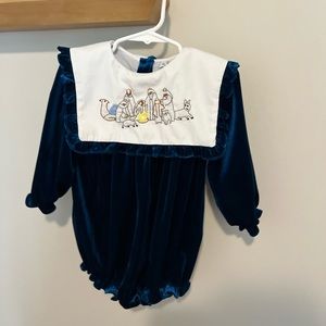 Busy Bee Smocked Velvet Nativity Bubble